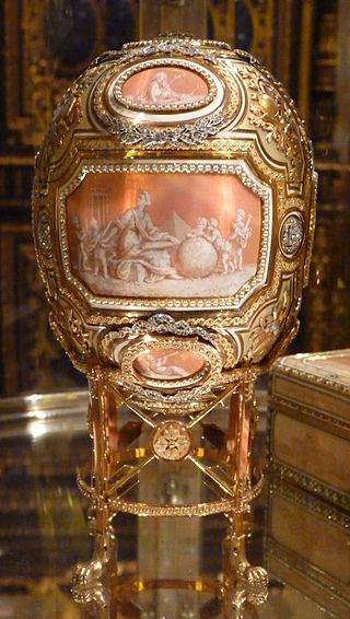 Catherine_the_Great_(Fabergé_egg) (1)