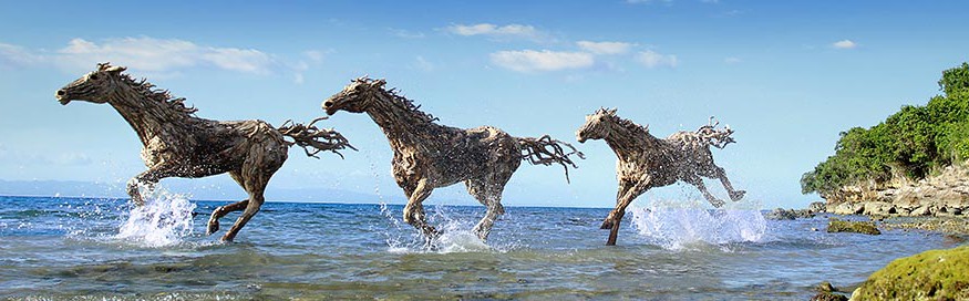 driftwood-horse-sculptures-jame-doran-webb-3